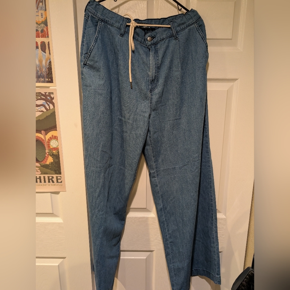 Old Navy wide leg jeans, size 14 long